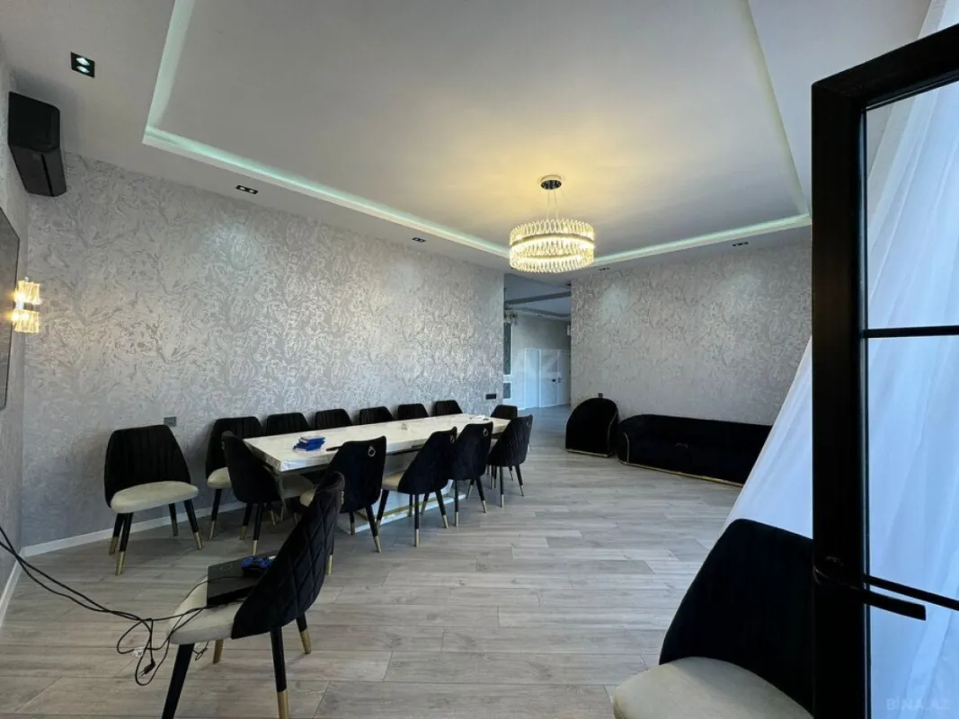 Kirayə verilir 5 otaqlı həyət evi 300 m²