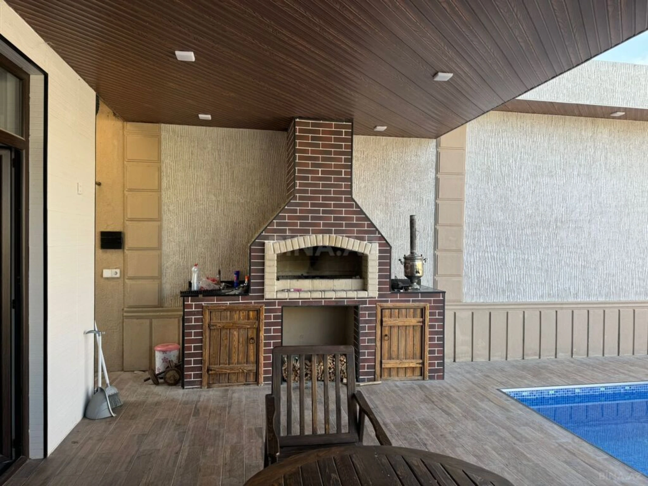 Kirayə verilir 5 otaqlı həyət evi 300 m²