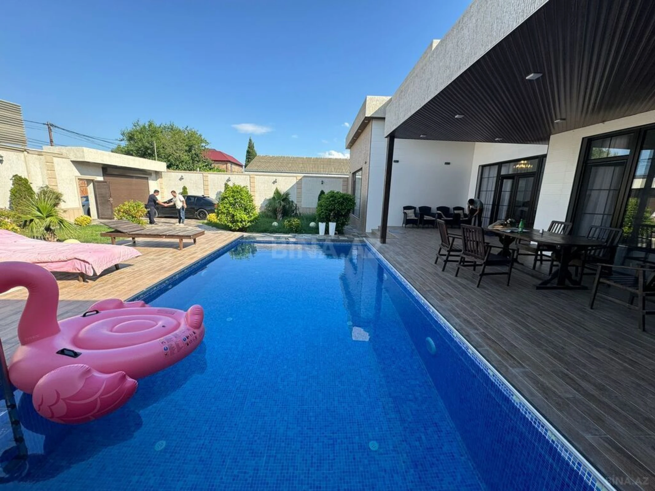 Kirayə verilir 5 otaqlı həyət evi 300 m²