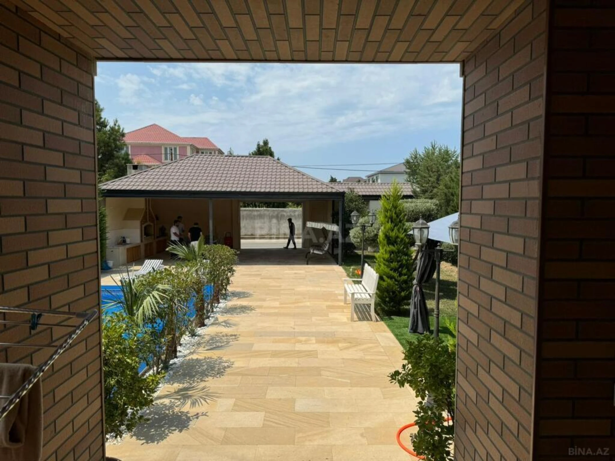 Kirayə verilir 4 otaqlı həyət evi 280 m²