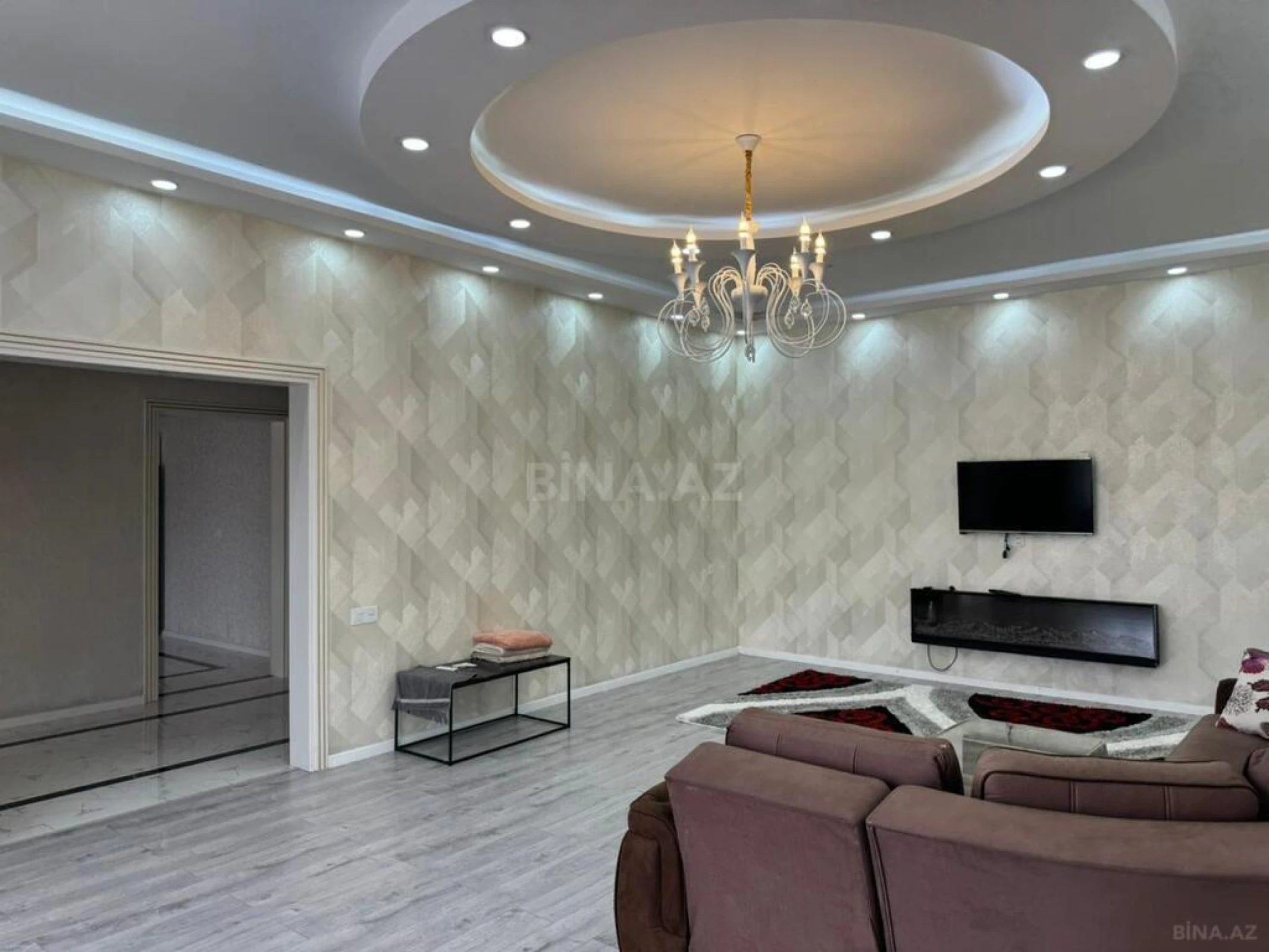 Kirayə verilir 4 otaqlı həyət evi 280 m²