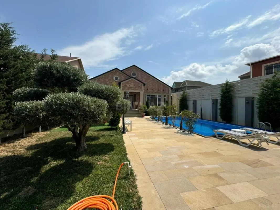 Kirayə verilir 4 otaqlı həyət evi 280 m²