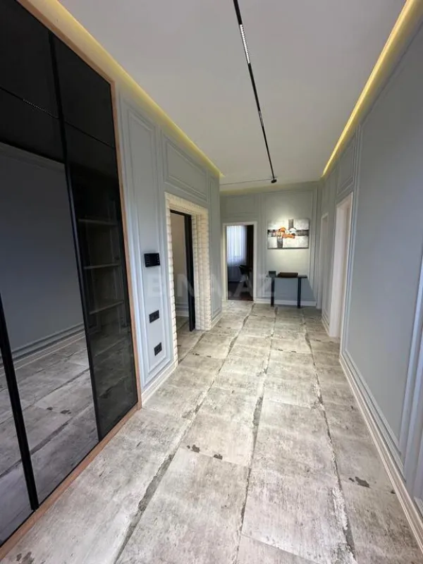 Kirayə verilir 5 otaqlı həyət evi 280 m²