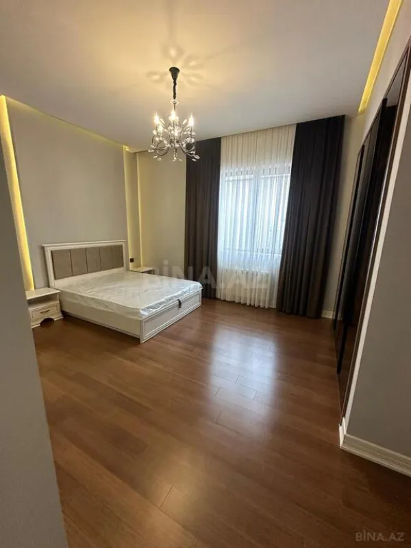 Kirayə verilir 5 otaqlı həyət evi 280 m²