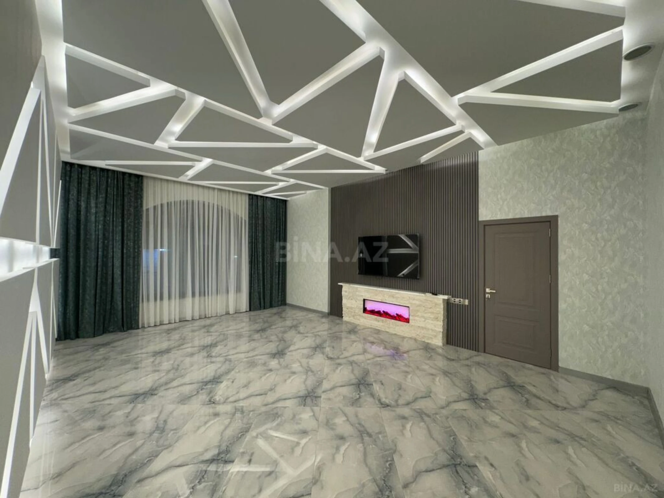 Kirayə verilir 4 otaqlı həyət evi 290 m²