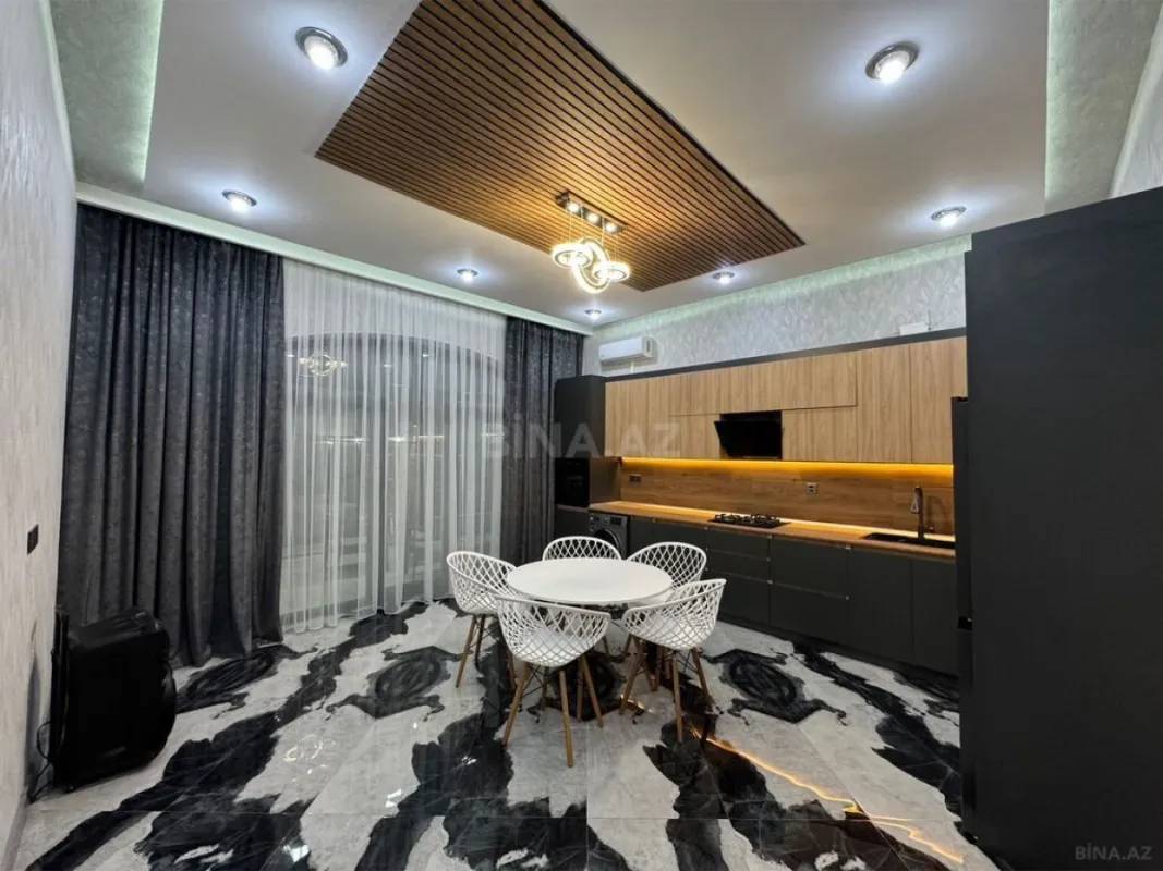 Kirayə verilir 4 otaqlı həyət evi 290 m²