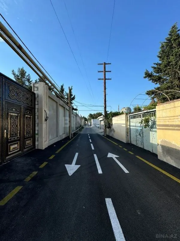 Satılır 5 otaqlı həyət evi 380 m²