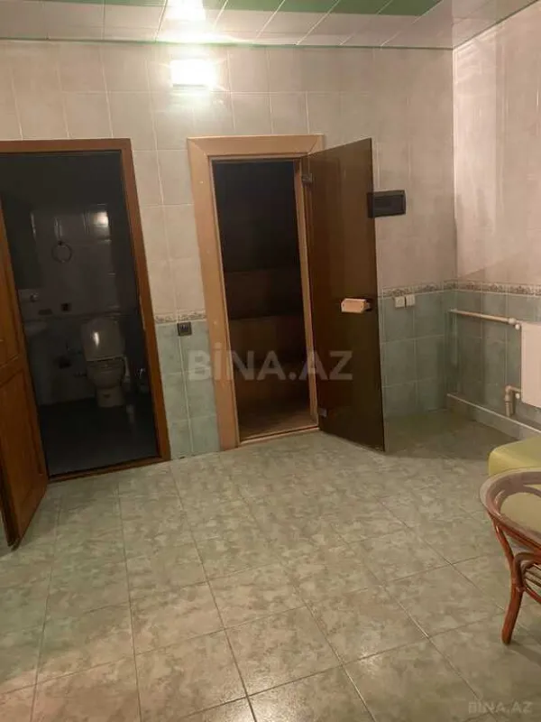 Satılır 5 otaqlı həyət evi 350 m²