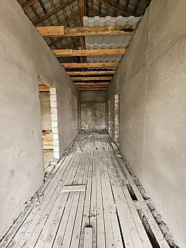 Satılır 6 otaqlı həyət evi 220 m²