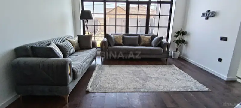 Kirayə verilir 4 otaqlı həyət evi 240 m²