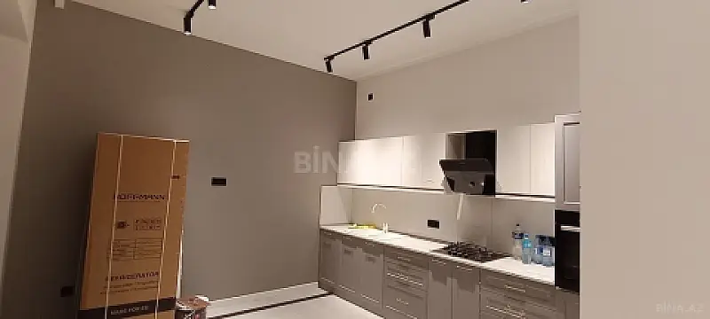 Kirayə verilir 4 otaqlı həyət evi 240 m²