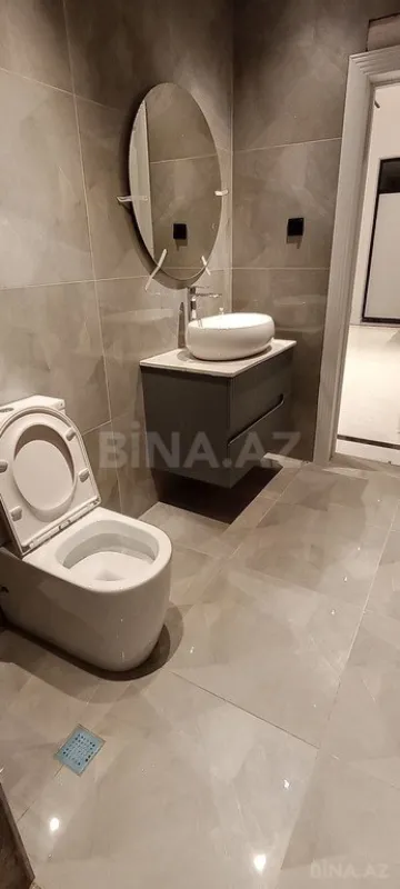 Kirayə verilir 4 otaqlı həyət evi 240 m²