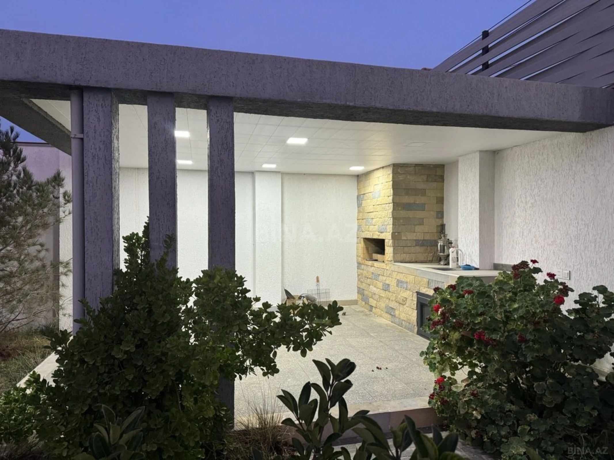 Kirayə verilir 4 otaqlı həyət evi 250 m²