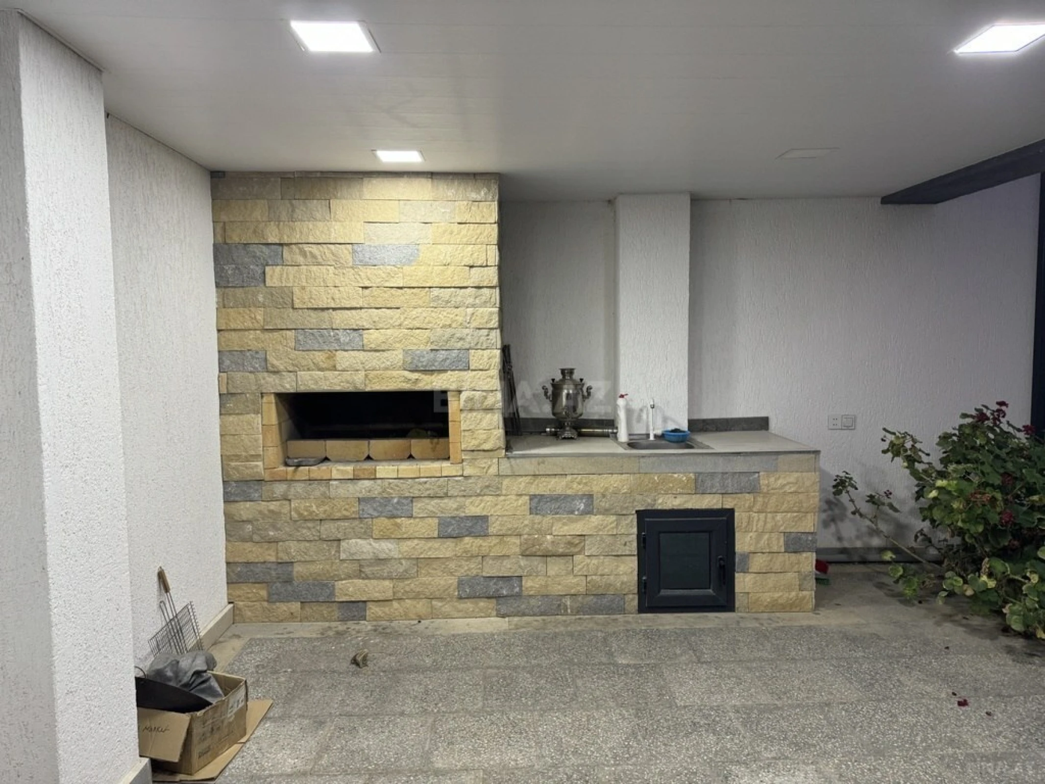 Kirayə verilir 4 otaqlı həyət evi 250 m²