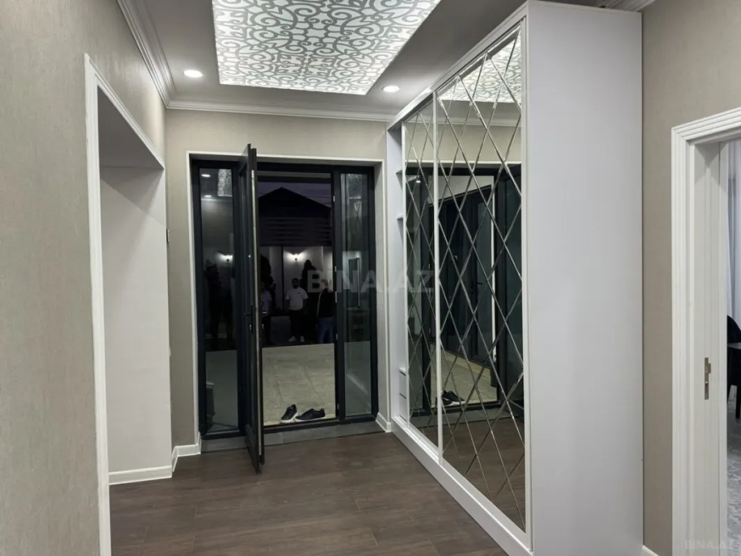 Kirayə verilir 4 otaqlı həyət evi 250 m²