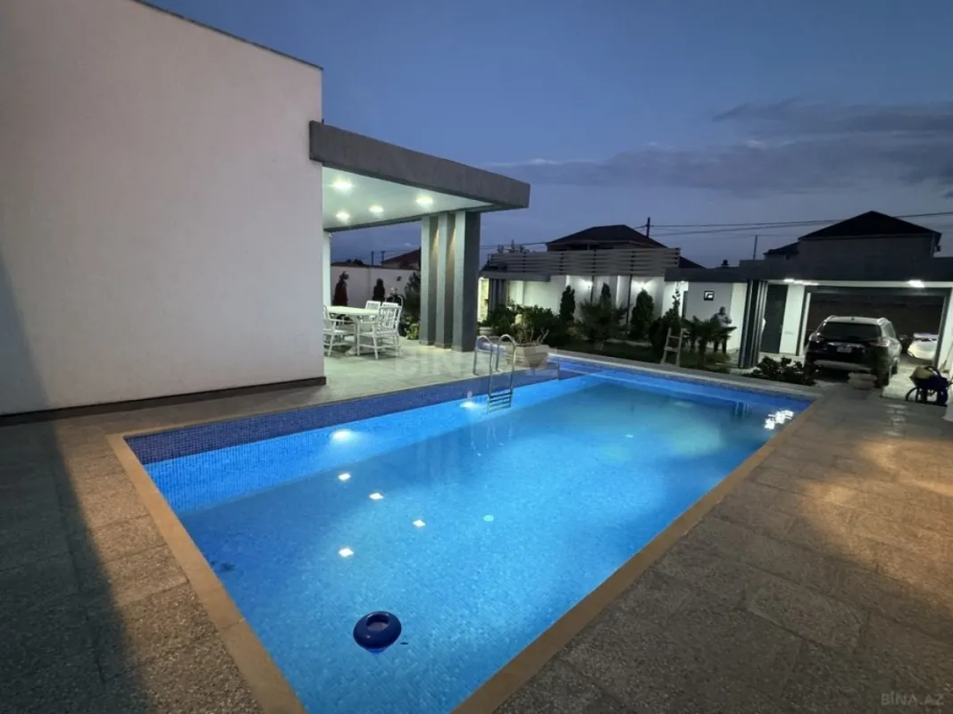 Kirayə verilir 4 otaqlı həyət evi 250 m²