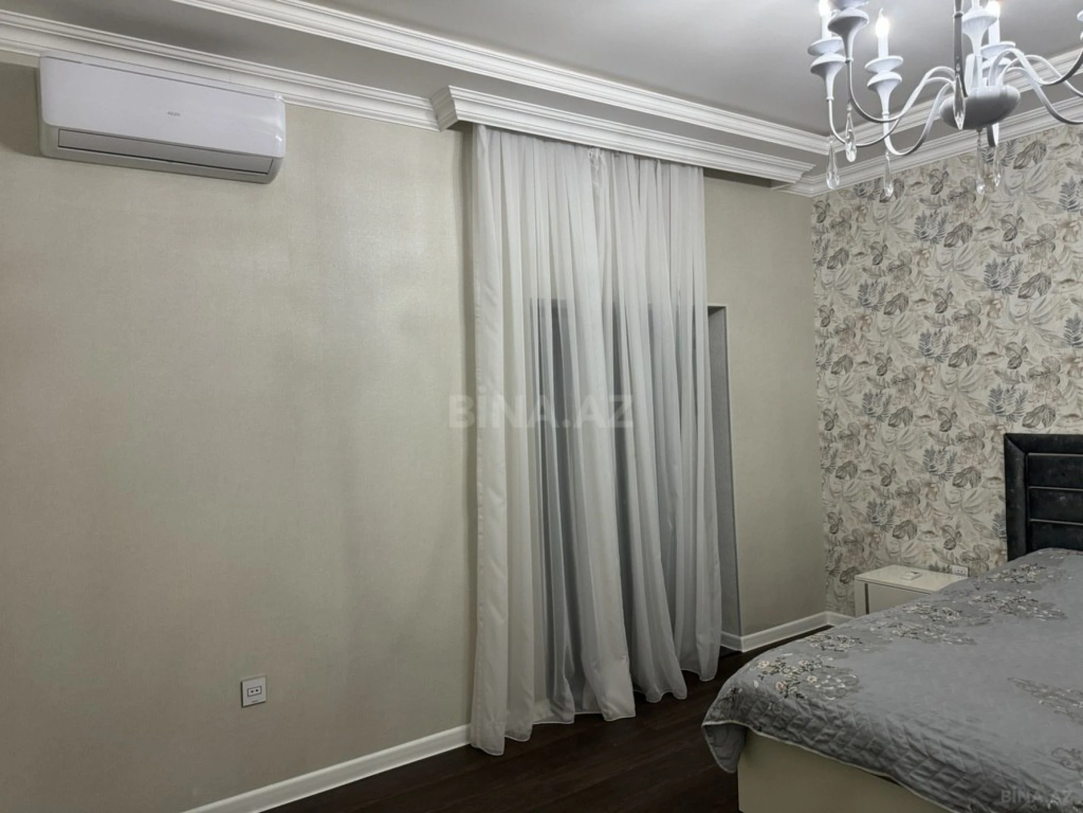 Kirayə verilir 4 otaqlı həyət evi 250 m²