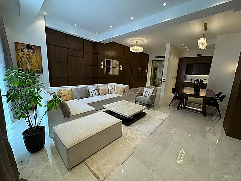 Satılır 4 otaqlı mənzil 153 m² — Bakı, İçərişəhər 4 otaq 153.00 m²