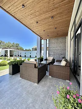 Satılır 4 otaqlı həyət evi 240 m²