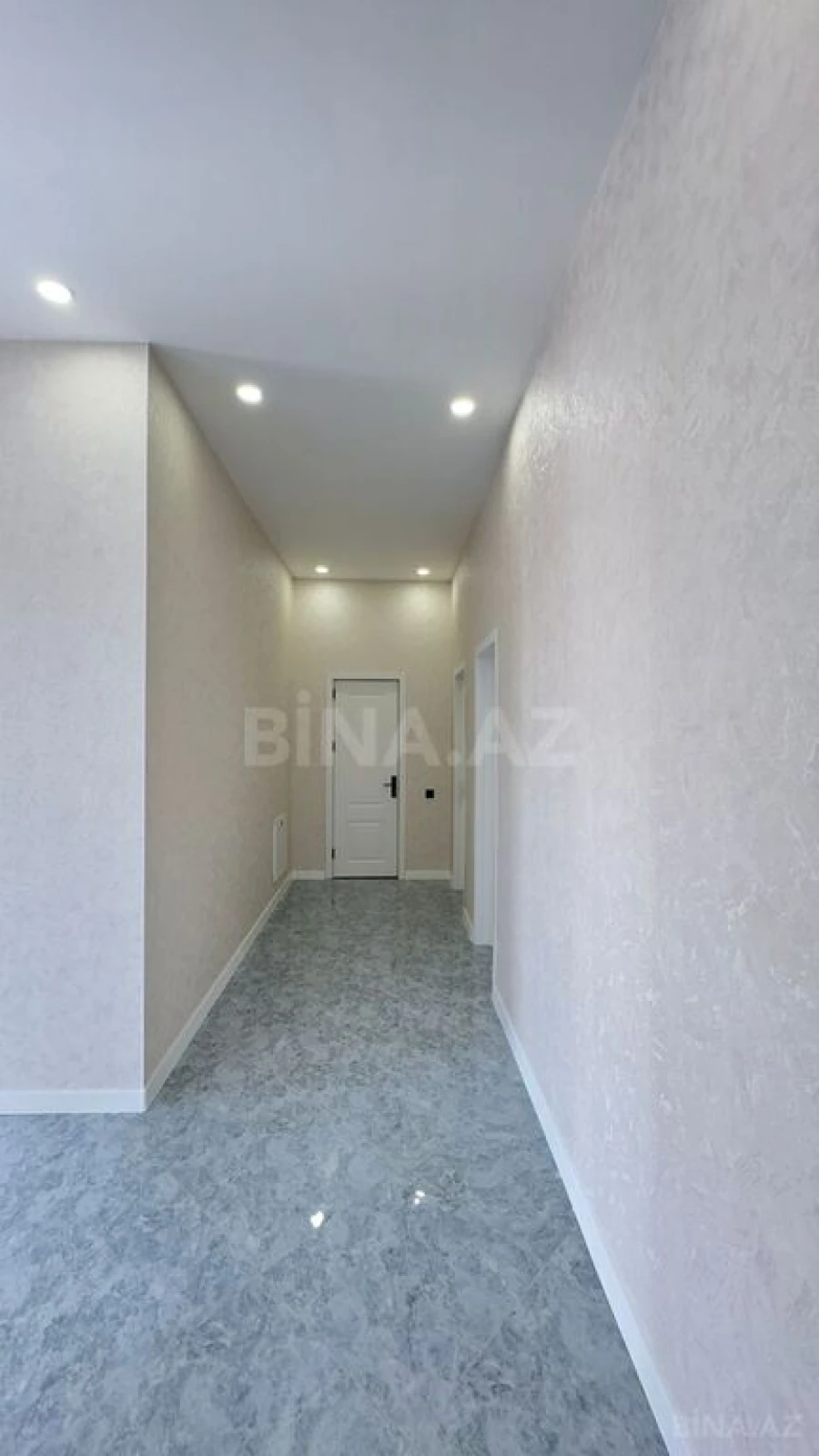 Satılır 4 otaqlı həyət evi 180 m²
