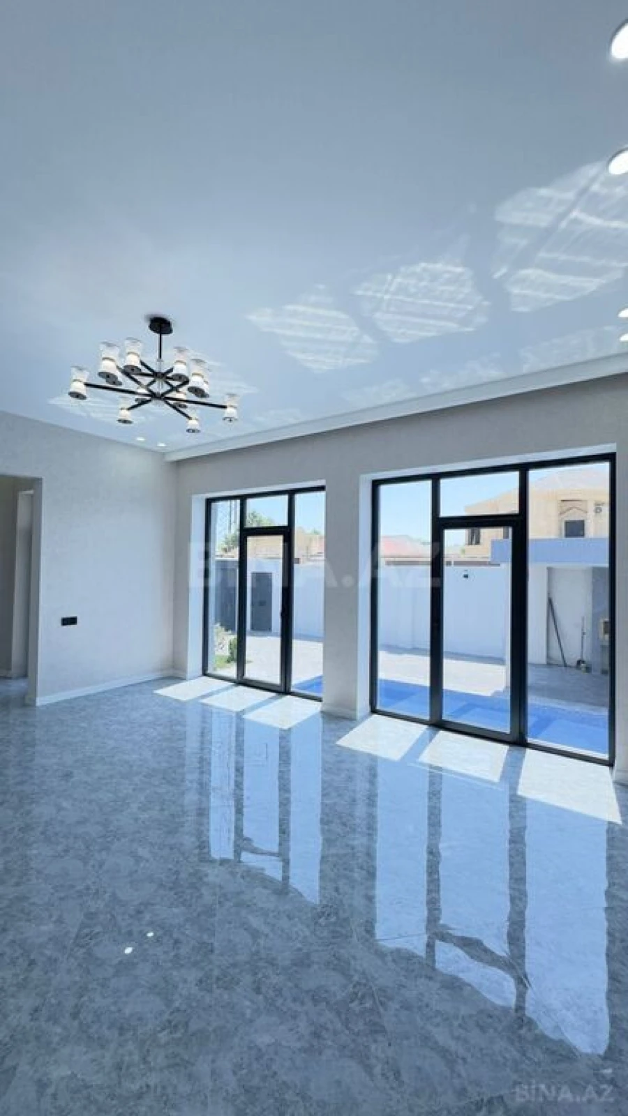 Satılır 4 otaqlı həyət evi 180 m²