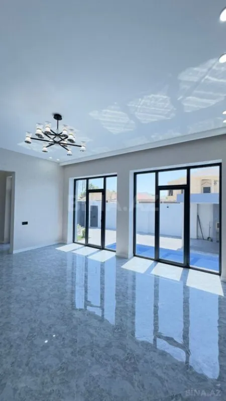 Satılır 4 otaqlı həyət evi 180 m²