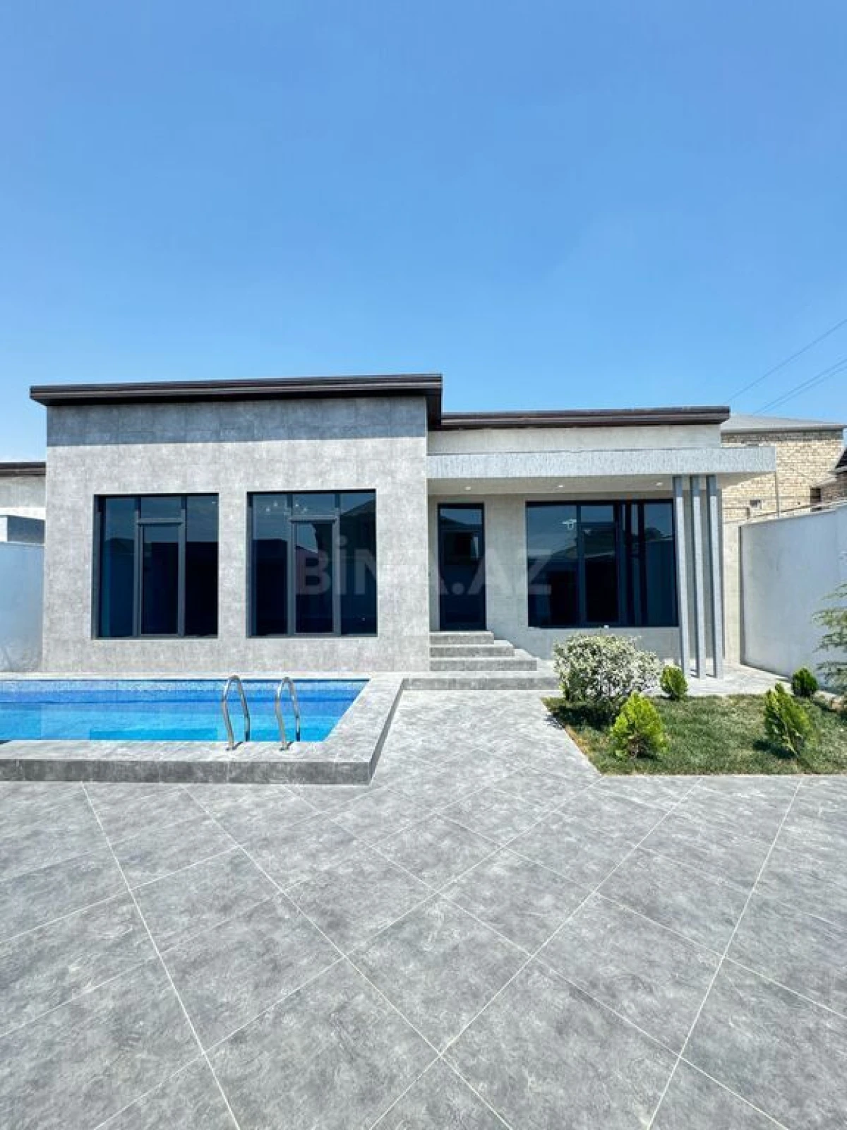 Satılır 4 otaqlı həyət evi 180 m²