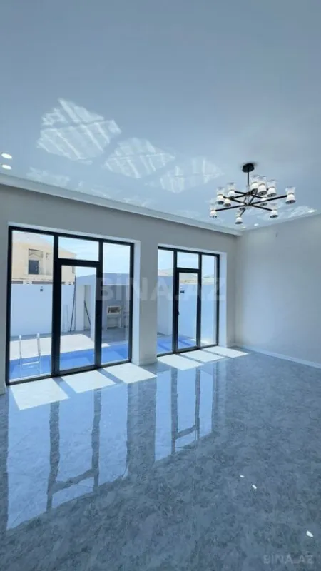 Satılır 4 otaqlı həyət evi 180 m²