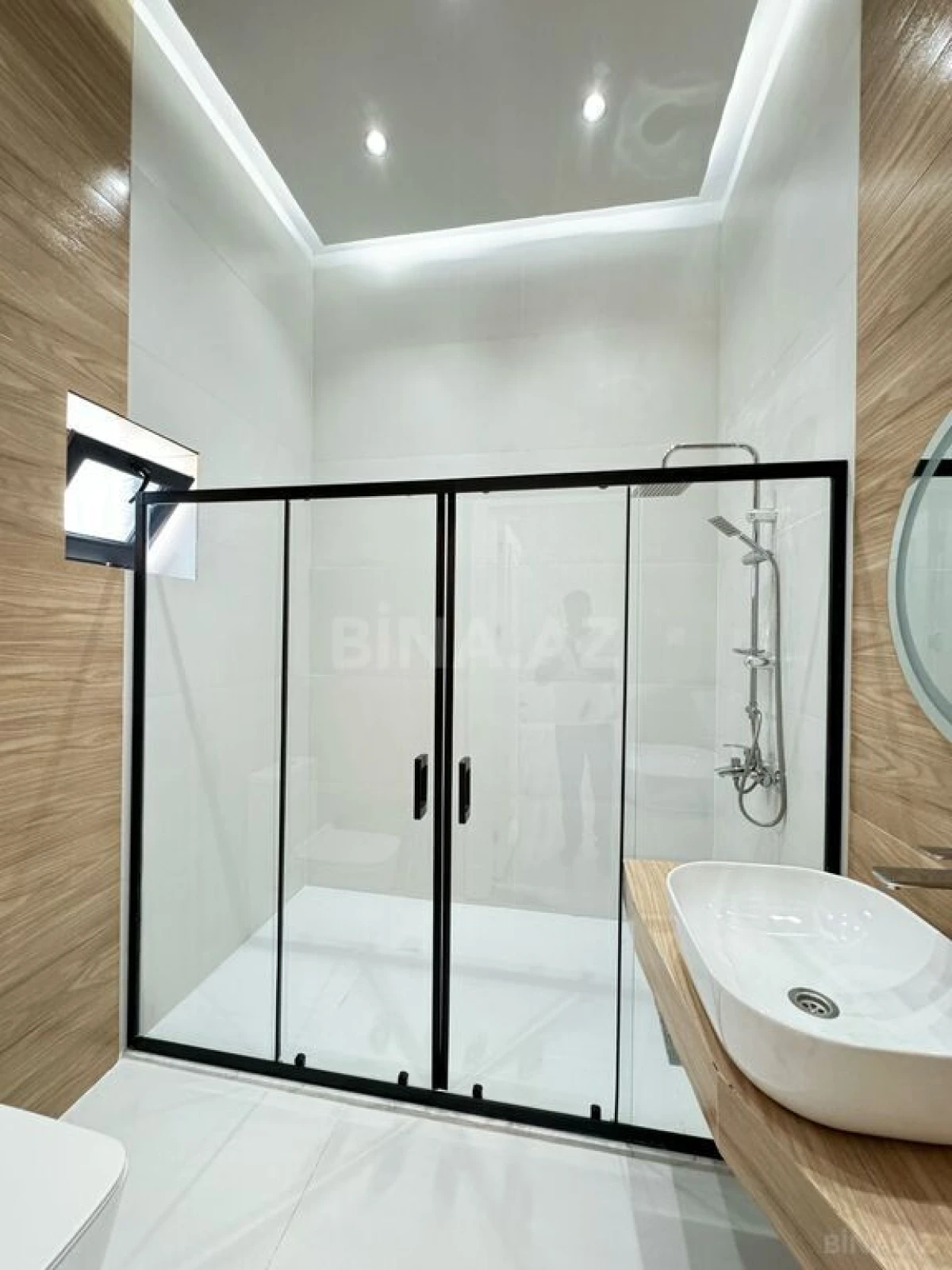 Satılır 6 otaqlı həyət evi 250 m²