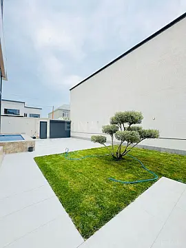 Satılır 6 otaqlı həyət evi 250 m²