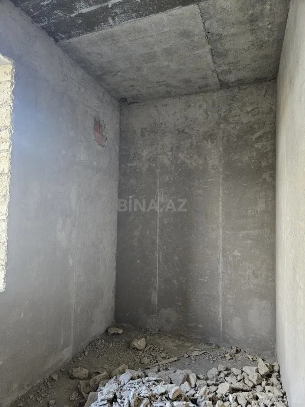 Satılır 7 otaqlı həyət evi 430 m²