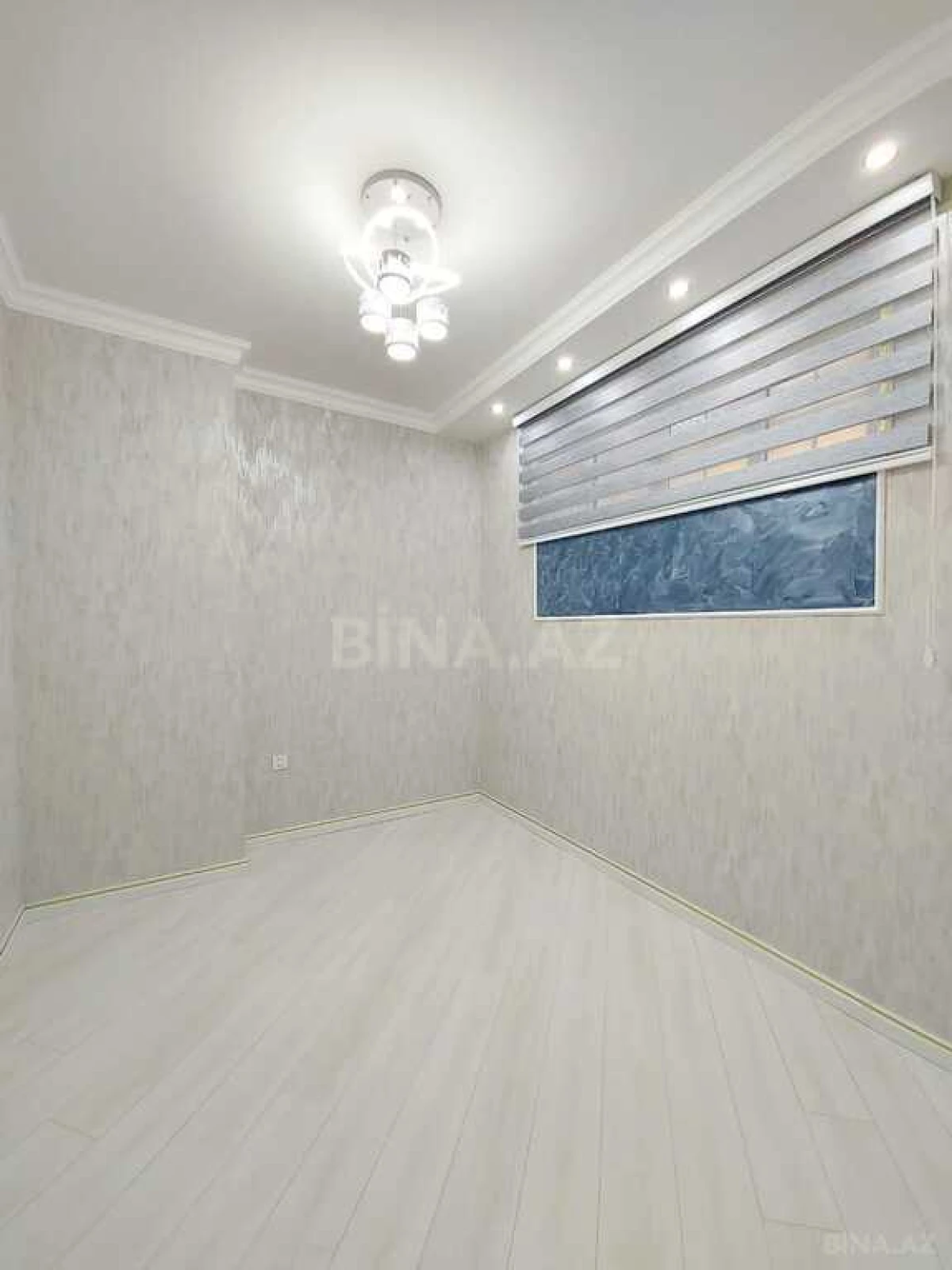 Satılır 3 otaqlı mənzil 84 m²