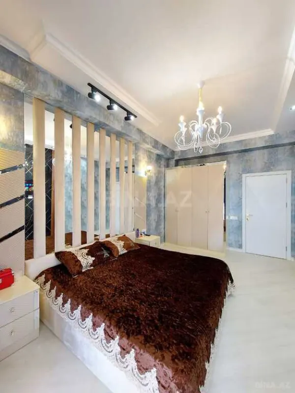 Satılır 3 otaqlı mənzil 84 m²