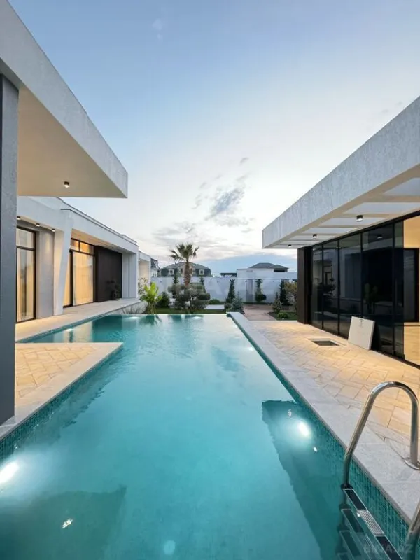 Satılır 6 otaqlı həyət evi 400 m²