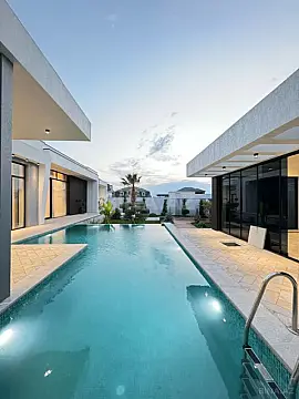 Satılır 6 otaqlı həyət evi 400 m²