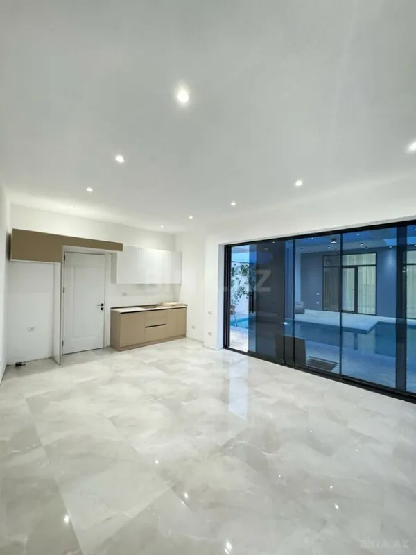 Satılır 6 otaqlı həyət evi 400 m²