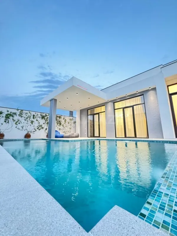 Satılır 6 otaqlı həyət evi 400 m²