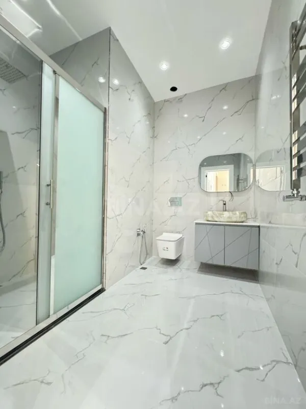 Satılır 6 otaqlı həyət evi 400 m²