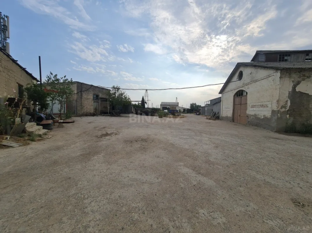 Satılır obyekt 4600 m²