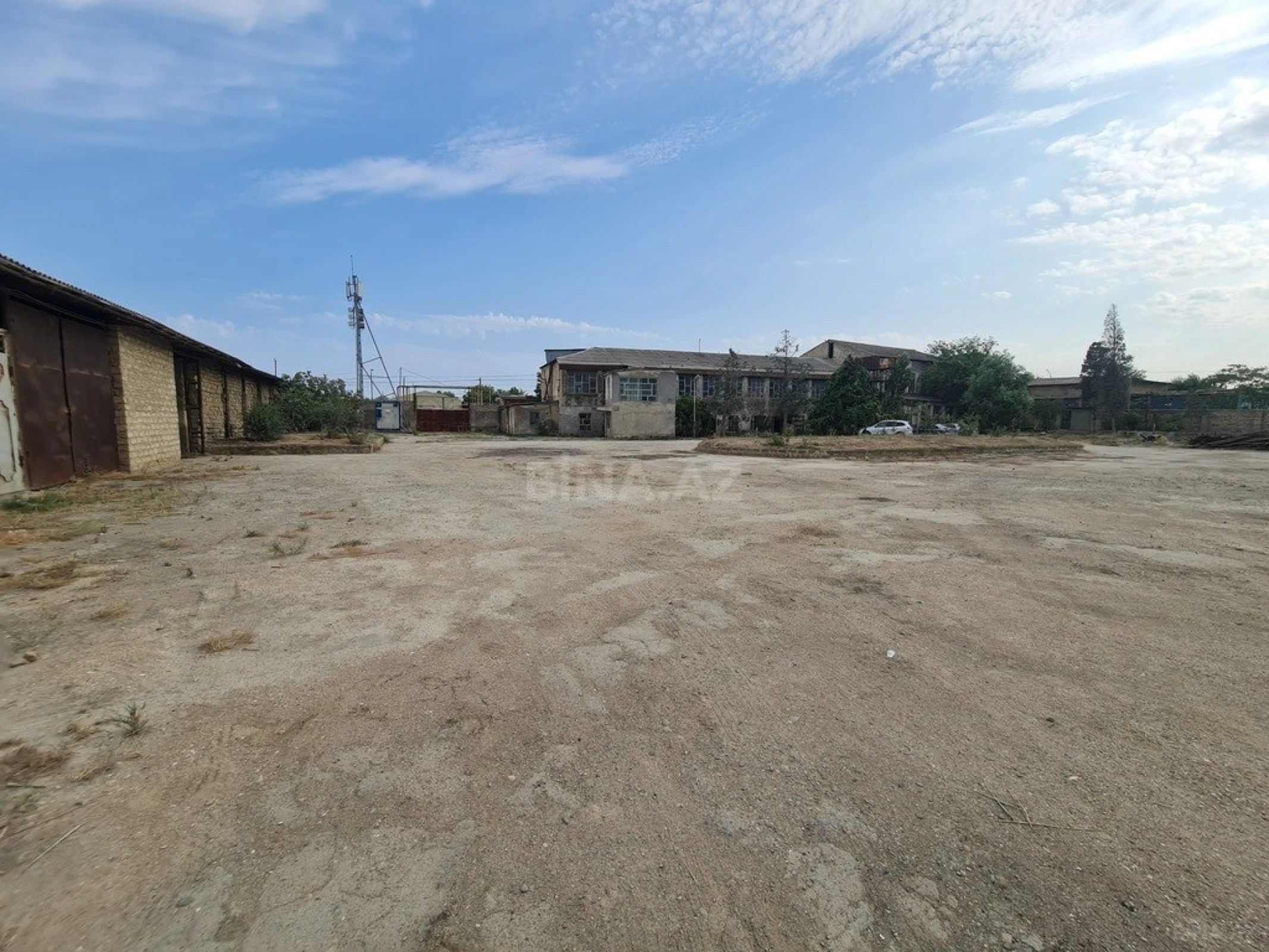 Satılır obyekt 4600 m²