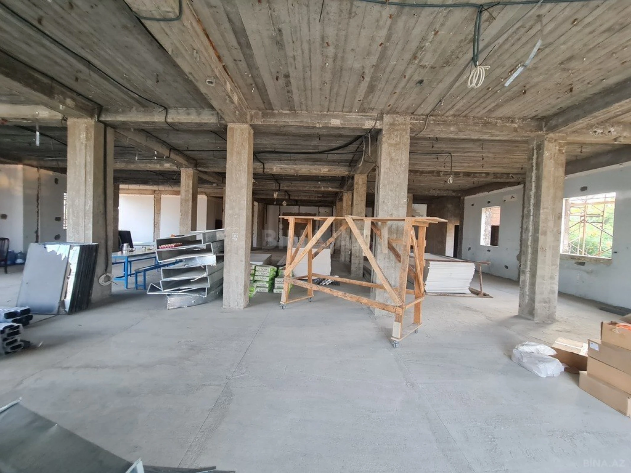 Satılır obyekt 4600 m²