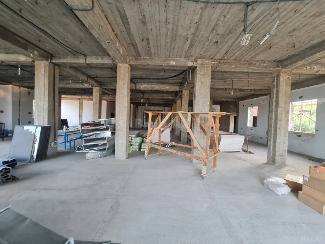 Satılır obyekt 4600 m²