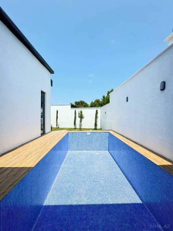 Satılır 4 otaqlı həyət evi 160 m²