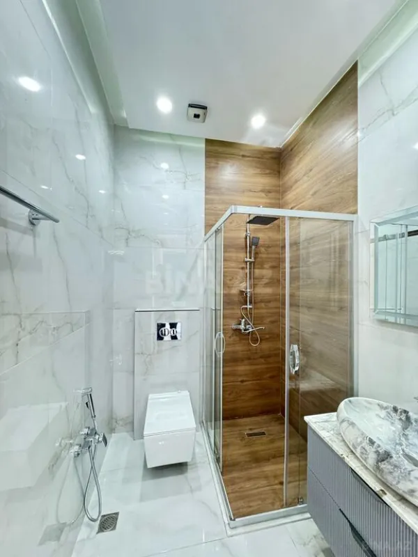 Satılır 4 otaqlı həyət evi 160 m²