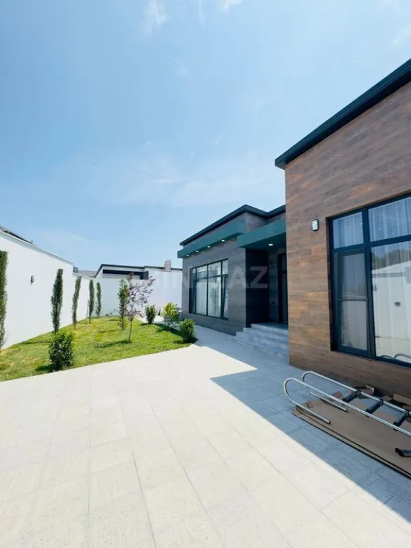 Satılır 4 otaqlı həyət evi 160 m²