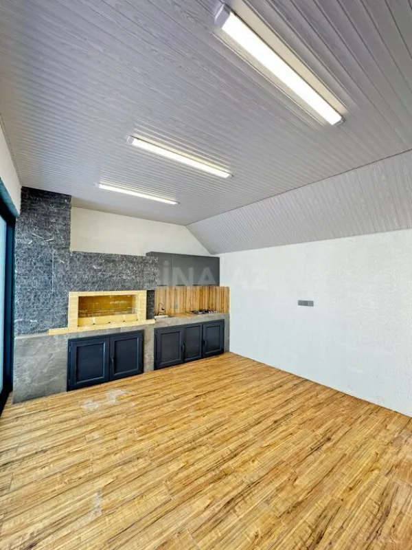 Satılır 4 otaqlı həyət evi 160 m²