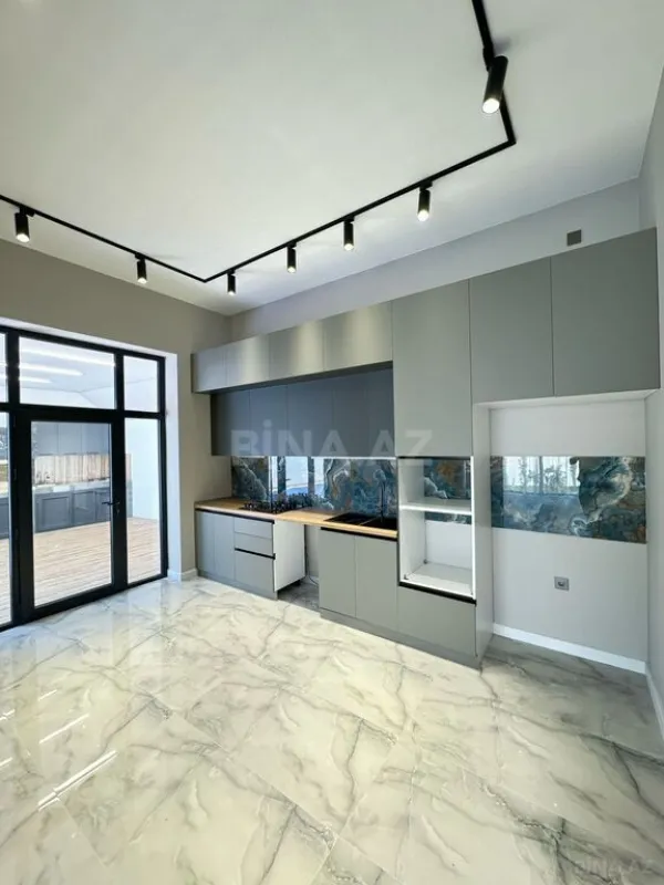 Satılır 4 otaqlı həyət evi 160 m²