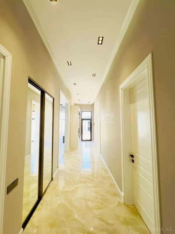 Satılır 4 otaqlı həyət evi 180 m²