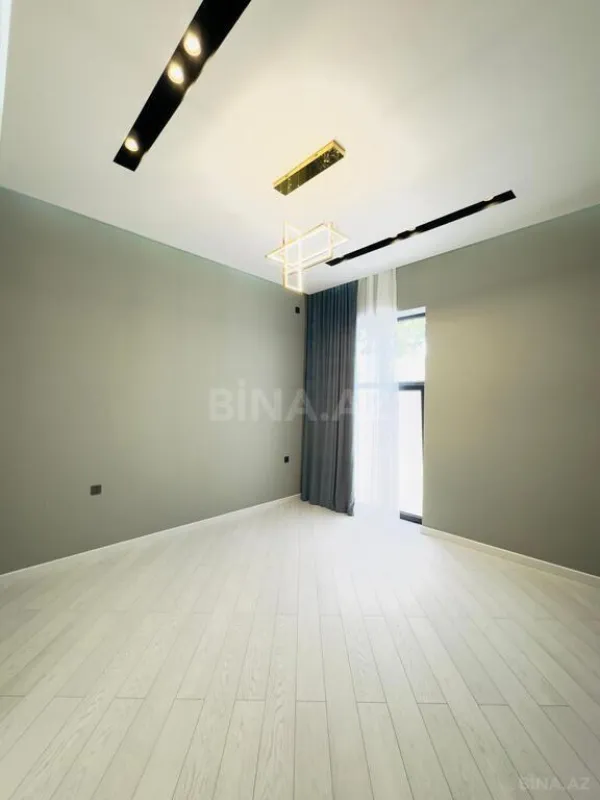 Satılır 4 otaqlı həyət evi 180 m²