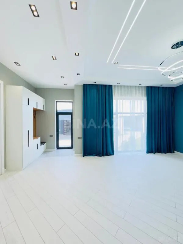 Satılır 4 otaqlı həyət evi 180 m²
